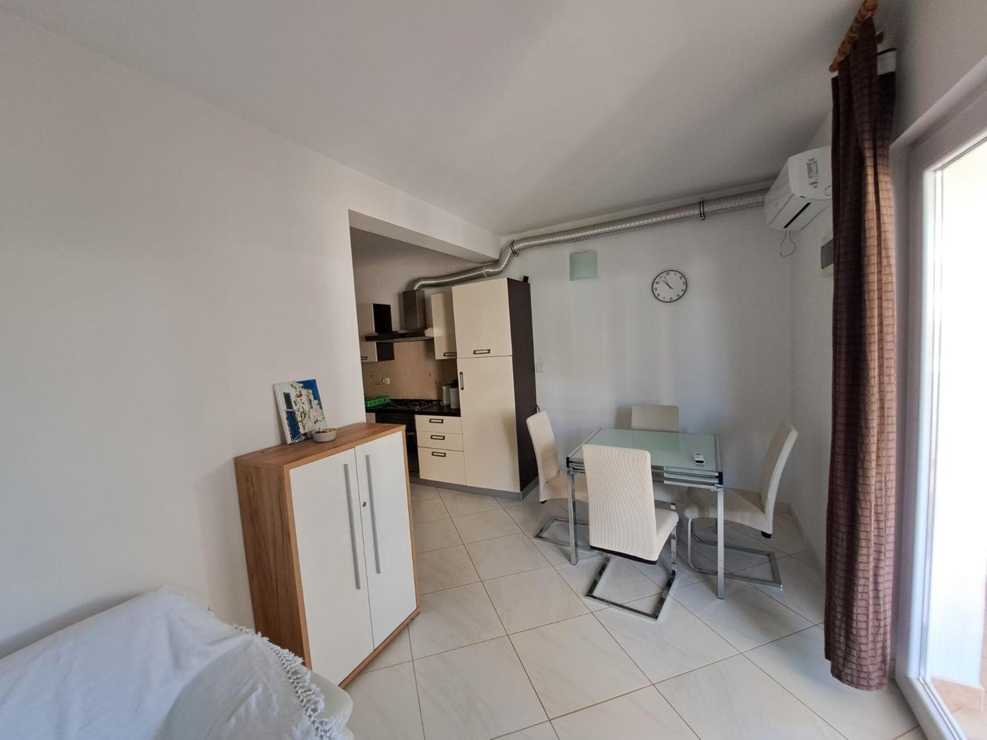 Apartments Maretic Мандре Екстериор снимка